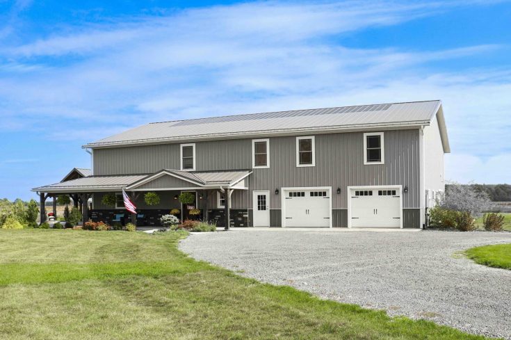Custom Pole Barn Home in Nappanee, Indiana